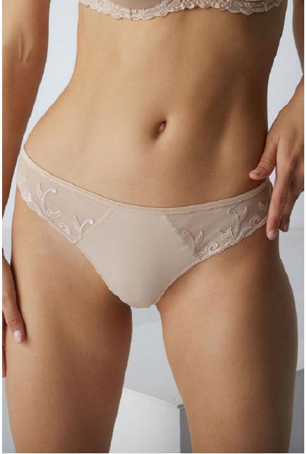 Стринги с гипюром Simone Perele ANDORA 131707-739 Стринги с гипюром Simone Perele ANDORA 131707-739